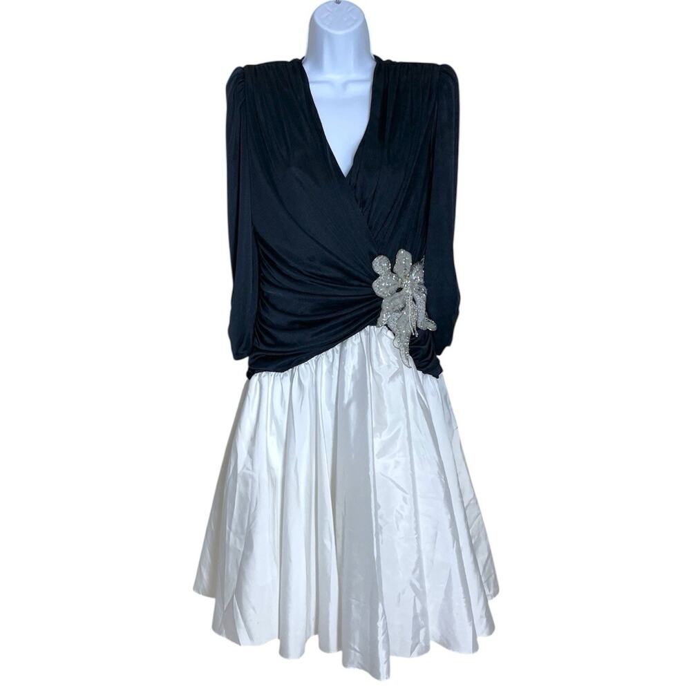 Vintage 13/ 14 Petite SUSAN ROSELLI for VIJACK Black White Dress Gown 80s V Neck